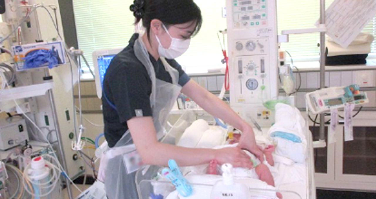 NICU(新生児集中治療室)の日常写真